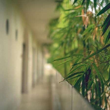 Loa Tolu By Bernalo Hotels Exterior photo