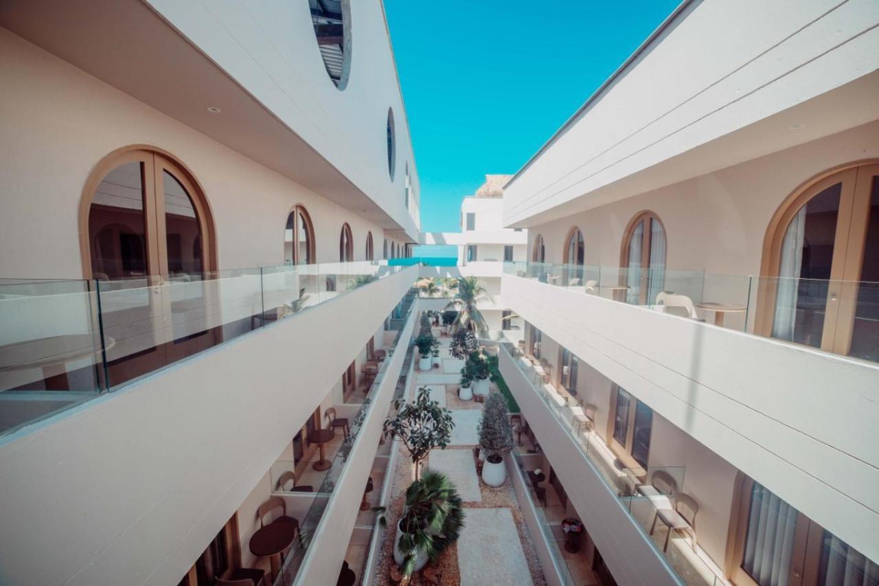 Loa Tolu By Bernalo Hotels Exterior photo